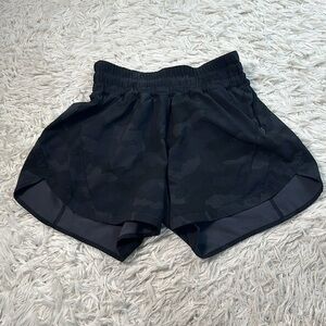 Lululemon Track That Short 5" Heritage 365 Camo Deep Coal Multi